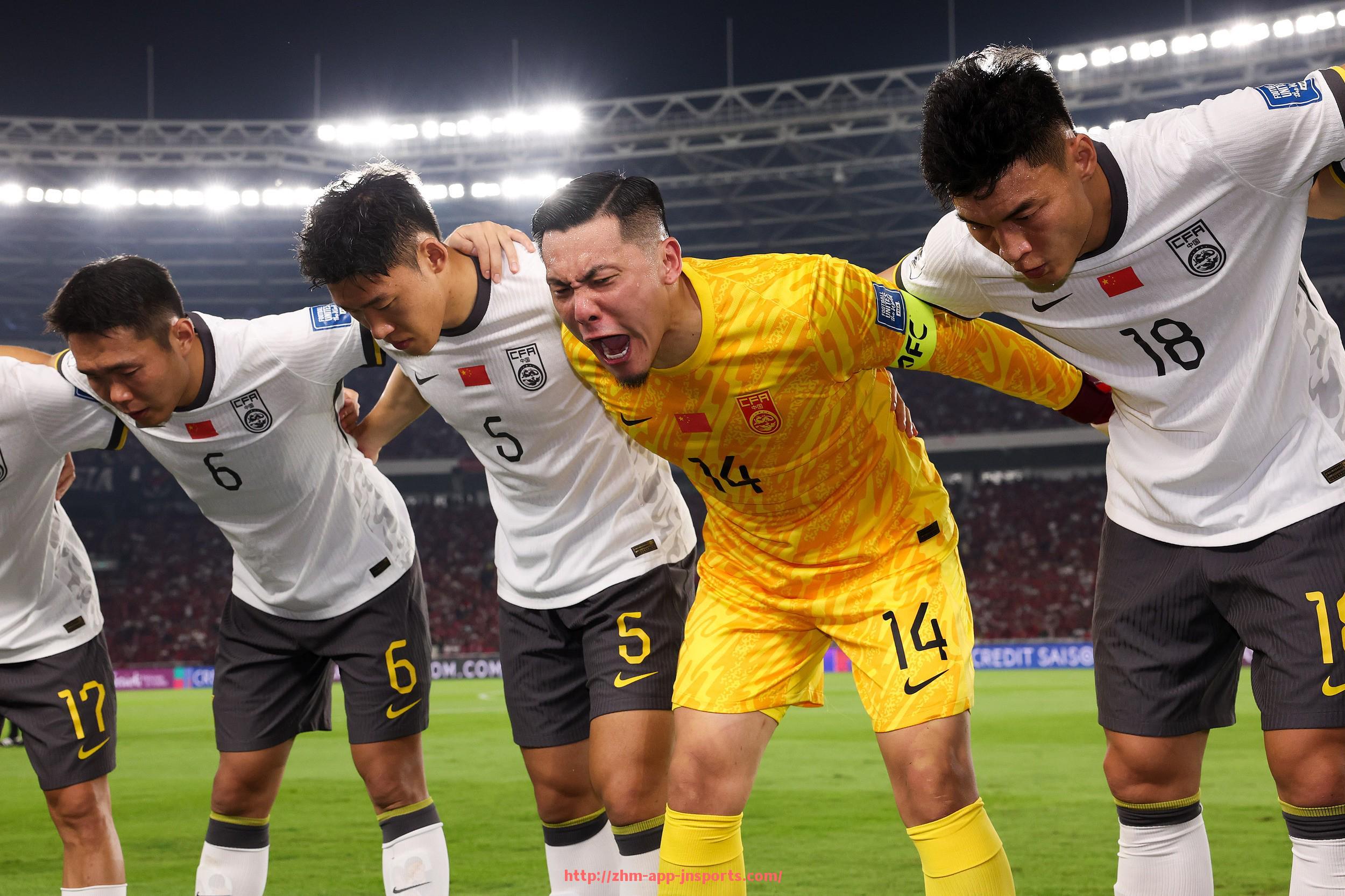 江南体育APP下载-法甲里昂与尼斯德比的历史与赛场对决