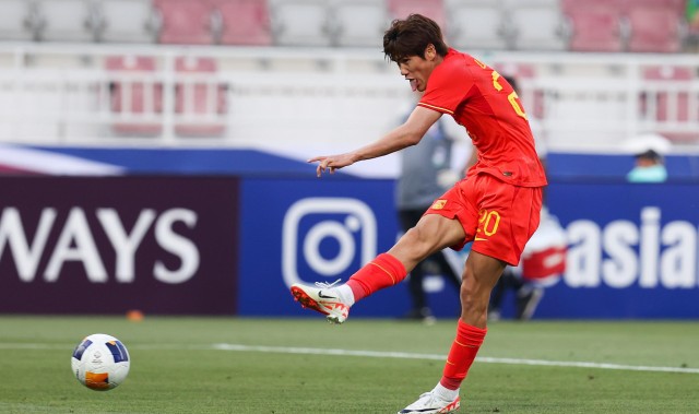 江南体育APP下载-2025年世俱杯中场数据统计全览与分析报告